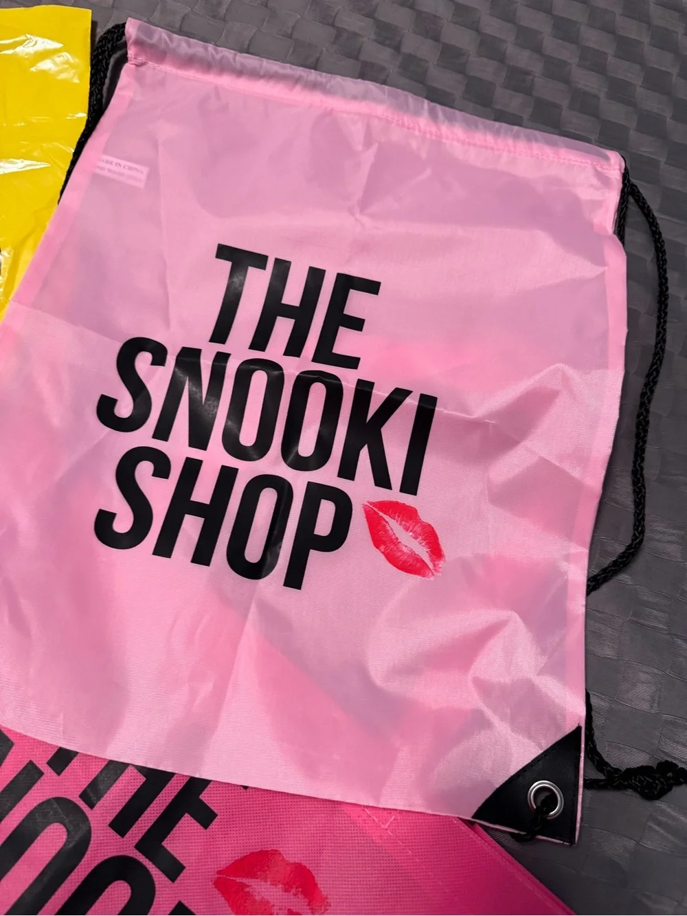 The Snooki Shop & Shore Store Souvenir Bags - Picture 5 of 7